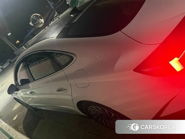 Hyundai Sonata D Edge Hybrid (DN8) 2023 Белый из Кореи, фото 4