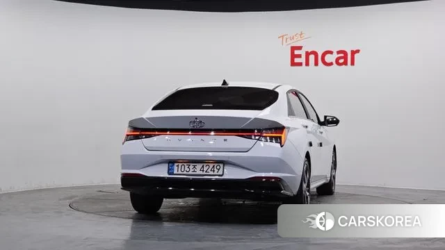 Hyundai Avante Hybrid (CN7) id 3578003 из Кореи 14