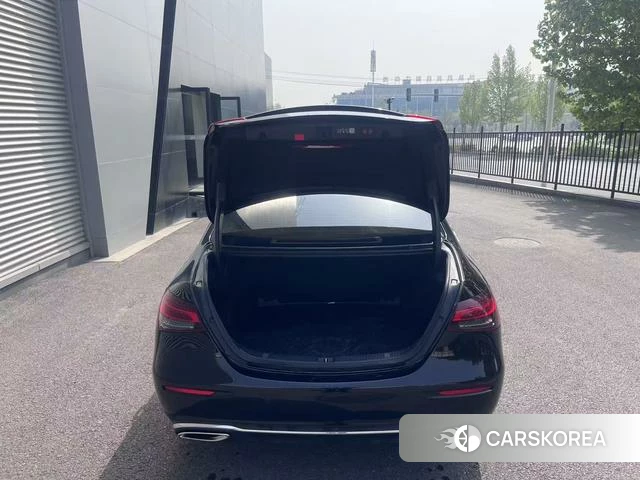 Mercedes-Benz E-class 2023 Черный из Китая, фото 4