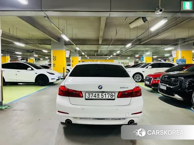 BMW 5 Series (G30) id 3385632 из Кореи 14