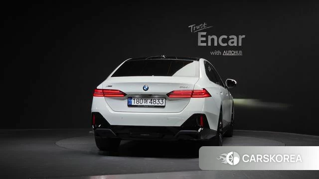 BMW 5 Series (G60) id 4480459 из Кореи 25