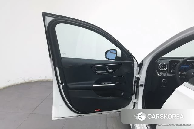 Mercedes-Benz Class C id 4279025 из Китая 18