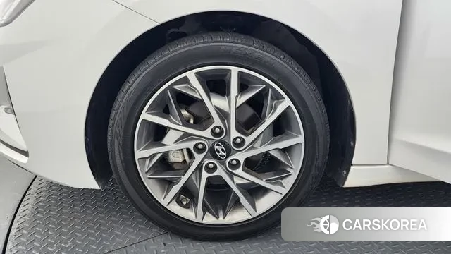 Hyundai The New Avante AD id 3748308 из Кореи 14