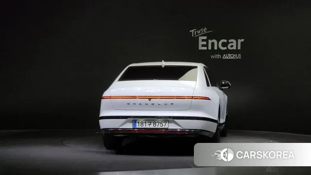Hyundai Grandeur Hybrid (GN7) id 3104298 из Кореи 14