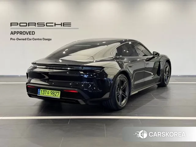 Porsche Taycan id 3739340 из Кореи 14