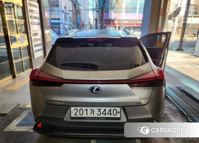 Lexus UX250h id 3476663 из Кореи 10