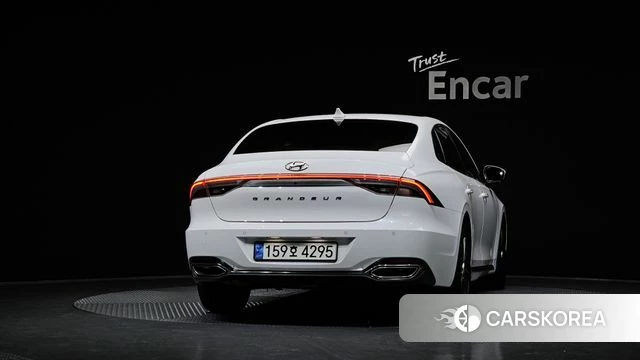 Hyundai The New Grandeur IG id 4696965 из Кореи 29