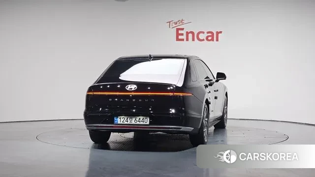 Hyundai Grandeur Hybrid (GN7) id 3322416 из Кореи 14