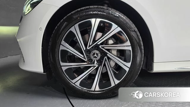 Mercedes-Benz E-Class W214 id 4681400 из Кореи 25