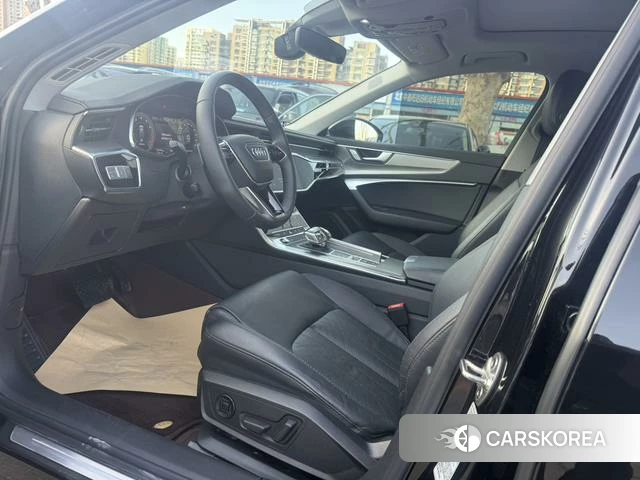 Audi A6L id 4271815 из Китая 10