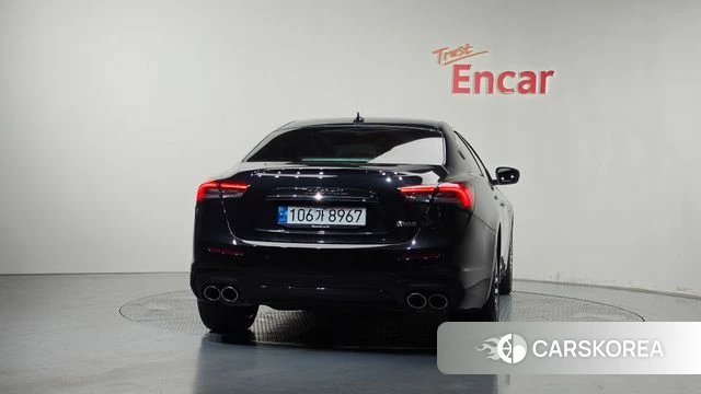 Maserati Ghibli id 4721304 из Кореи 33