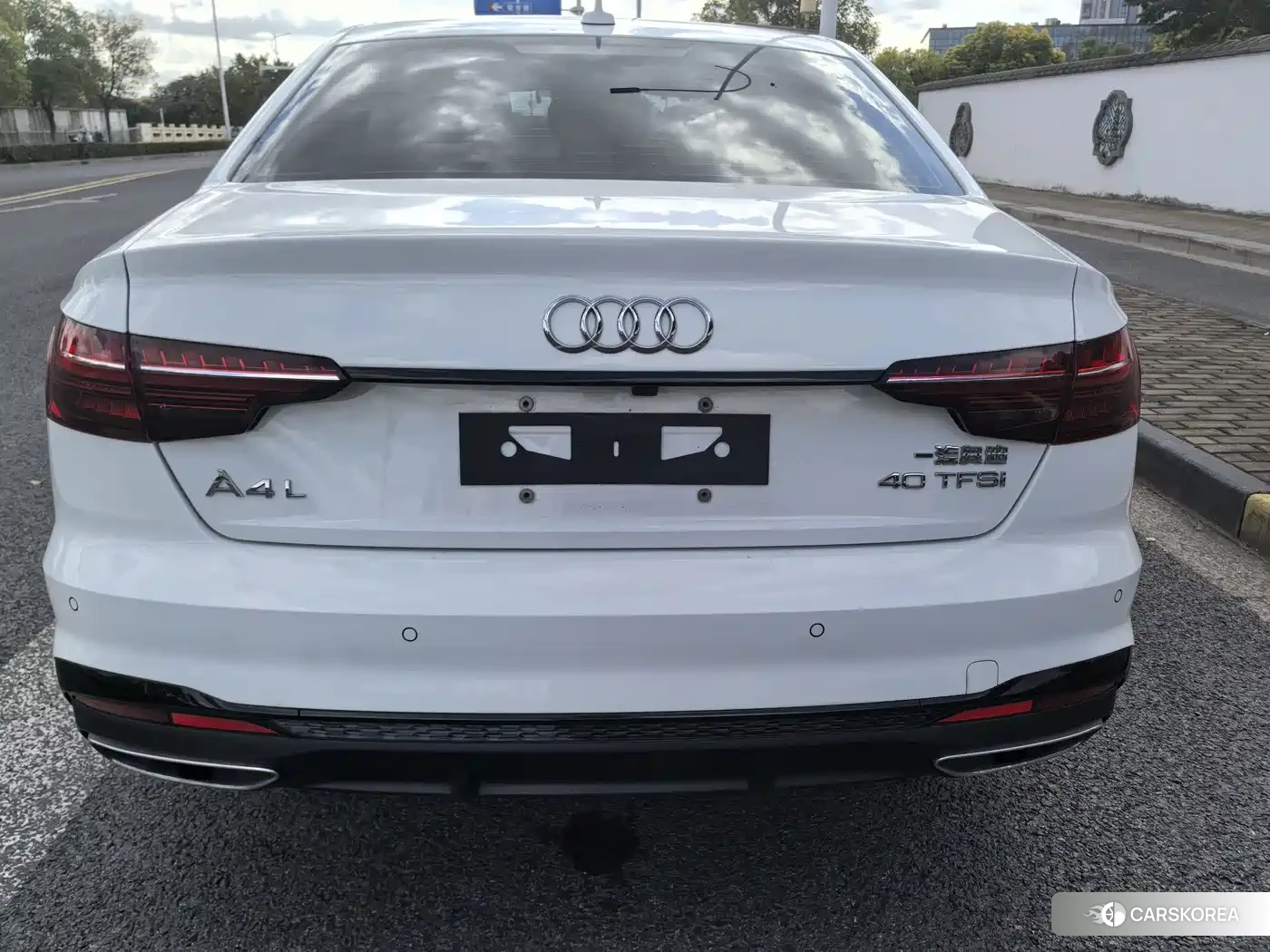 Audi A4L id 4680723 из Китая 10