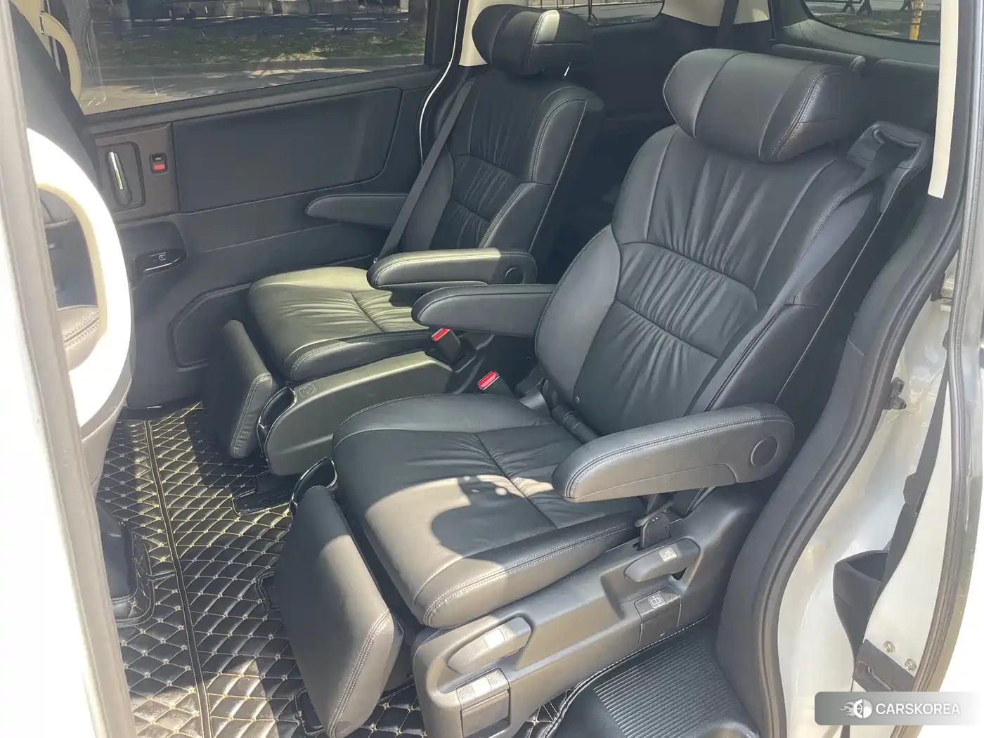 Honda Odyssey id 4546456 из Китая 16