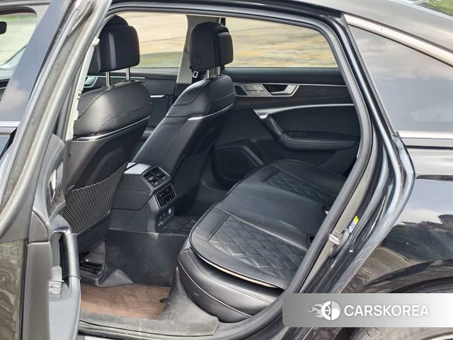 Audi A6L id 4265071 из Китая 7
