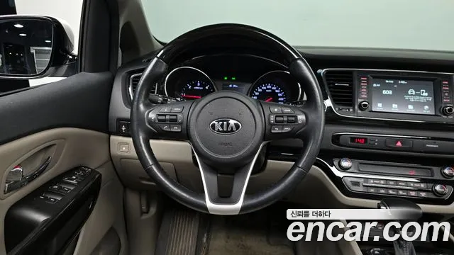 Kia The New Carnival id 2763790 из Кореи 14