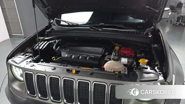 Jeep Renegade id 3612012 из Кореи 14