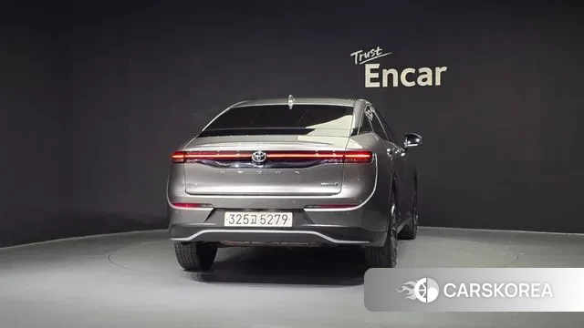 Toyota Crown Crossover id 3327914 из Кореи 14