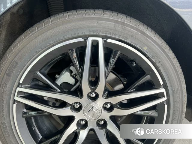 Honda Accord id 4353490 из Китая 9