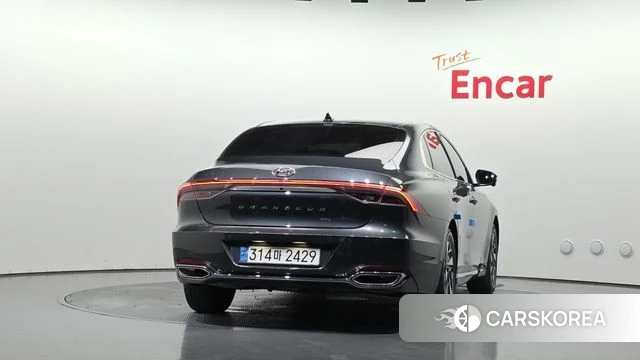 Hyundai The New Grandeur IG Hybrid id 4507059 из Кореи 26