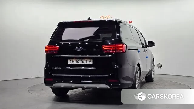 Kia The New Carnival id 3510000 из Кореи 14