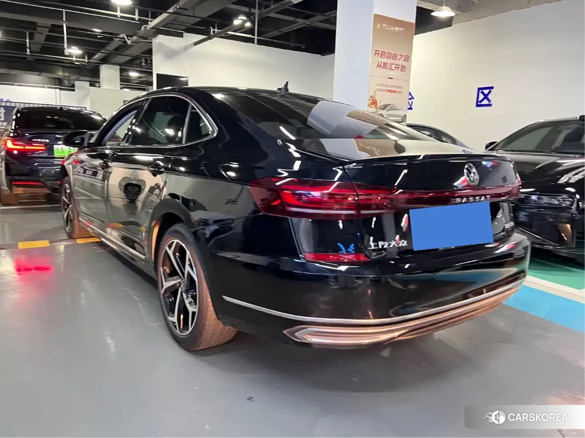 Volkswagen Passat id 4649364 из Китая 13