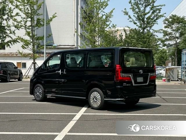 Toyota Granvia (overseas) 2023 Черный из Китая, фото 4