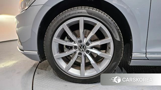 Volkswagen Passat GT (B8) id 4395697 из Кореи 26