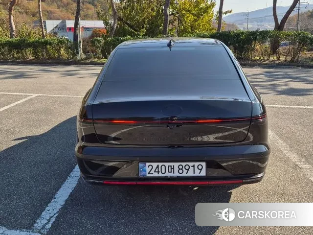 Hyundai Grandeur (GN7) id 3353460 из Кореи 14