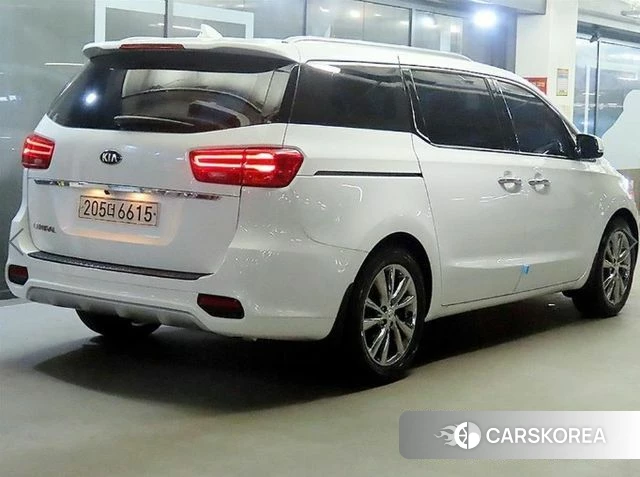 Kia The New Carnival id 4203466 из Кореи 14