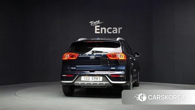 Kia Niro id 4502718 из Кореи 23