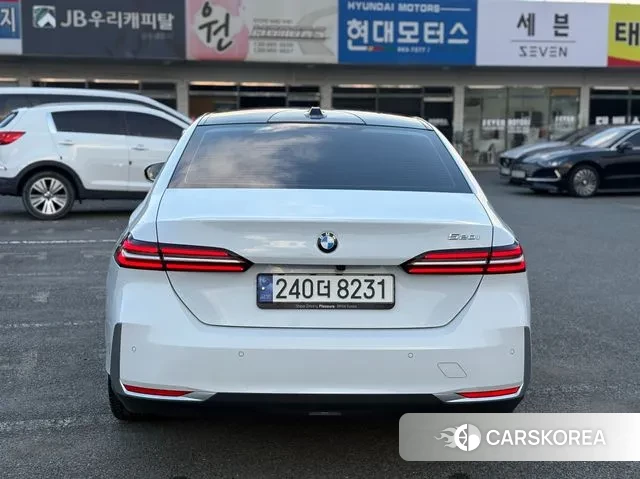 BMW 5 Series (G60) id 3063004 из Кореи 14