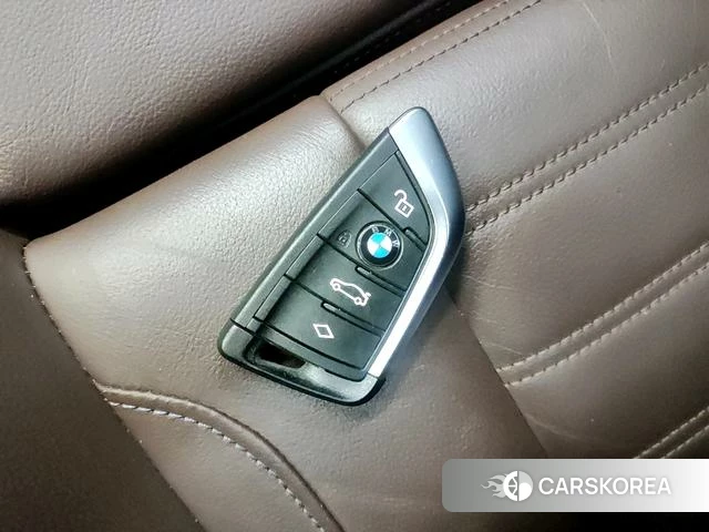 BMW X3 id 4253996 из Китая 14