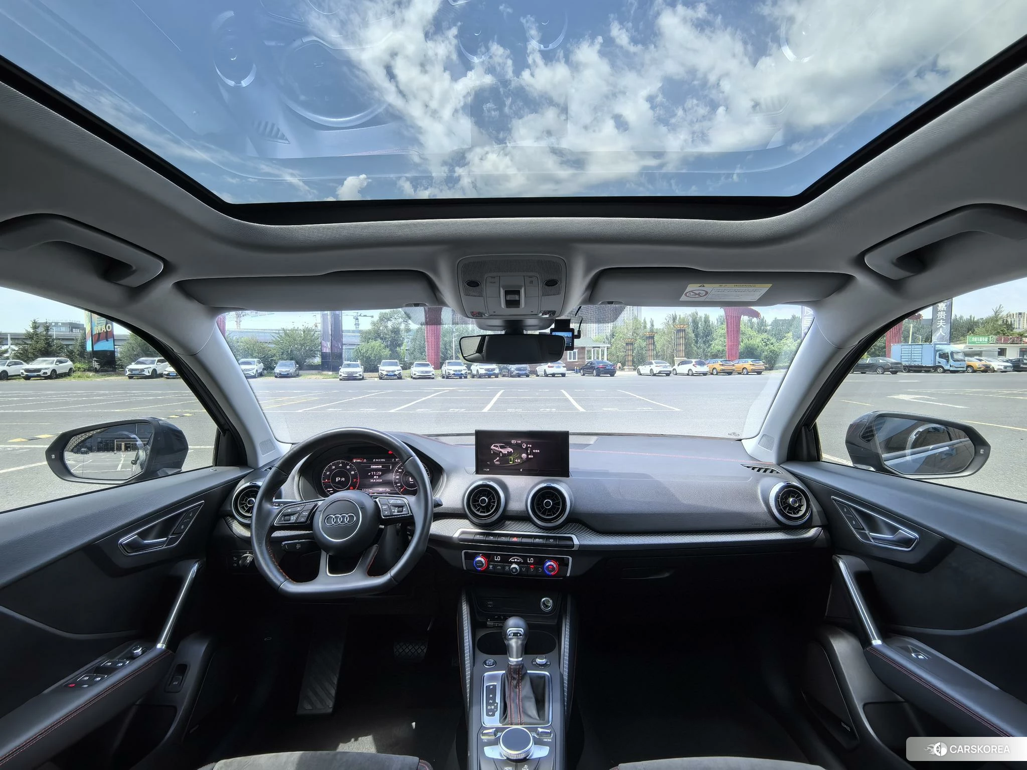 Audi Q2L id 4510314 из Китая 17