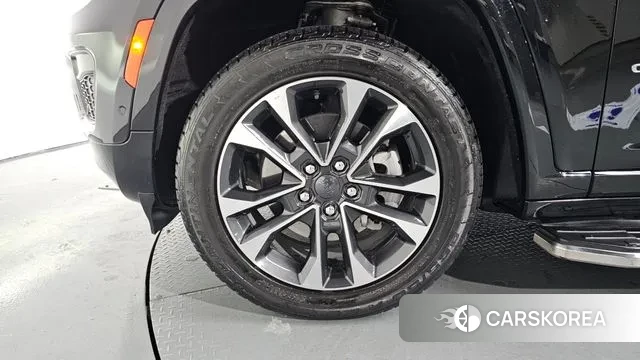 Jeep Grand Cherokee (WL) id 3462841 из Кореи 14