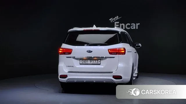 Kia The New Carnival id 2902810 из Кореи 14