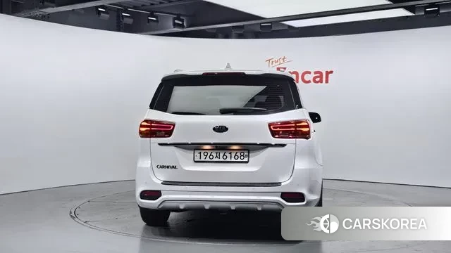 Kia The New Carnival id 3028686 из Кореи 14