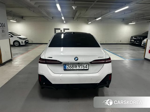BMW 5 Series (G60) id 4298595 из Кореи 14