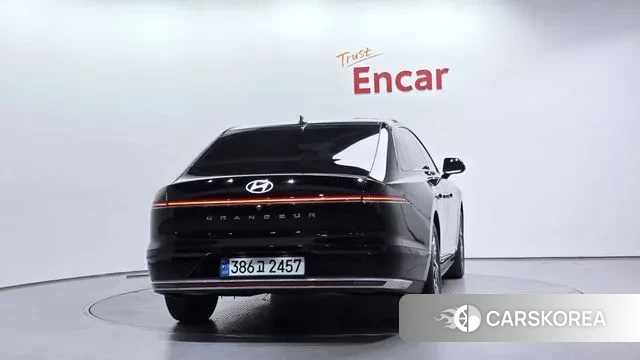 Hyundai Grandeur (GN7) id 3348238 из Кореи 14