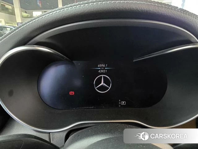 Mercedes-Benz Class C 2021 Белый из Китая, фото 4