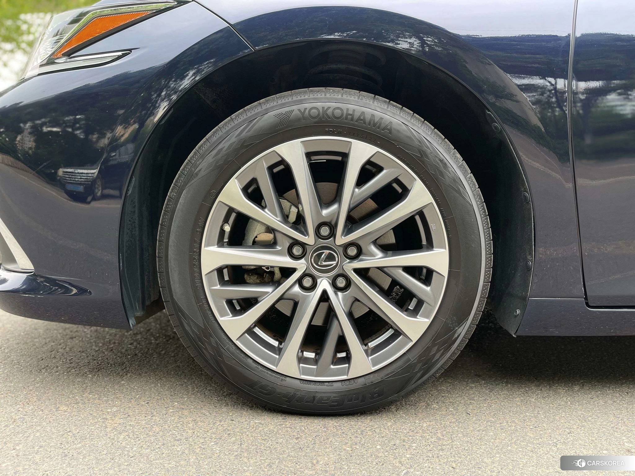 Lexus ES id 4453965 из Китая 14