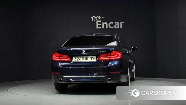 BMW 5 Series (G30) id 4785403 из Кореи 27