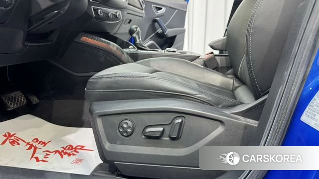 Audi Q2L id 4258406 из Китая 12