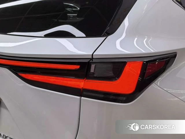 Lexus NX id 4273938 из Китая 30