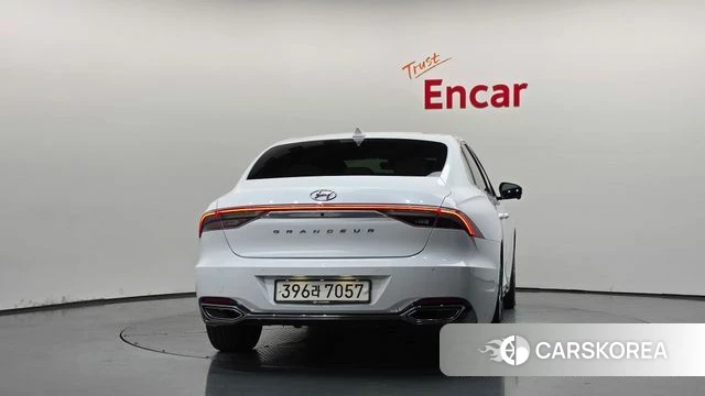 Hyundai The New Grandeur IG id 4848917 из Кореи 14