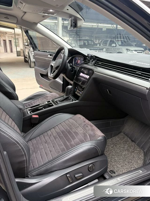 Volkswagen Magotan id 4210605 из Китая 12