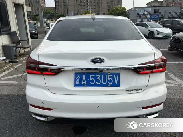 Ford Forrest 2022 Белый из Китая, фото 4