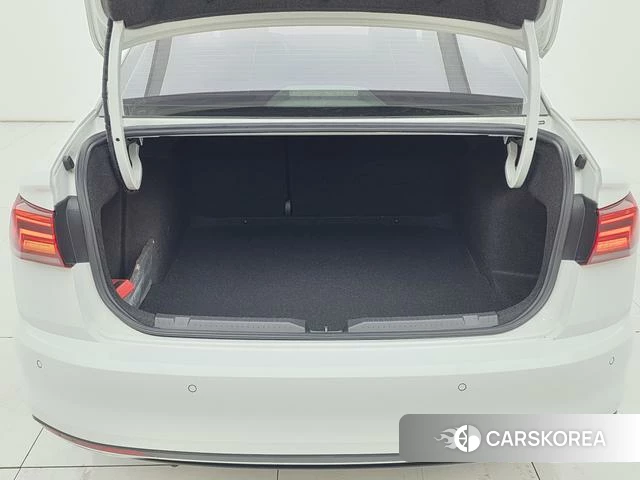 Volkswagen Bora id 4235030 из Китая 15