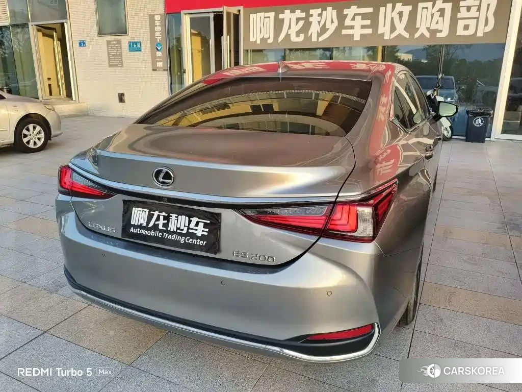 Lexus ES 2023 Champagne/brown из Китая, фото 4
