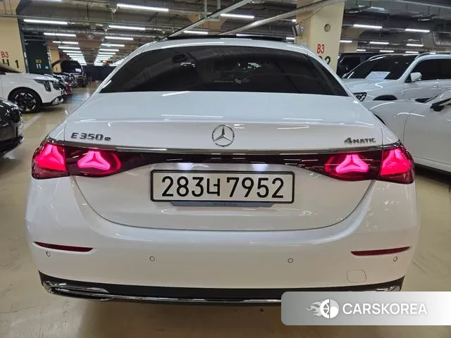 Mercedes-Benz E-Class W214 id 3757811 из Кореи 14