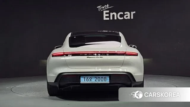 Porsche Taycan id 3366850 из Кореи 14